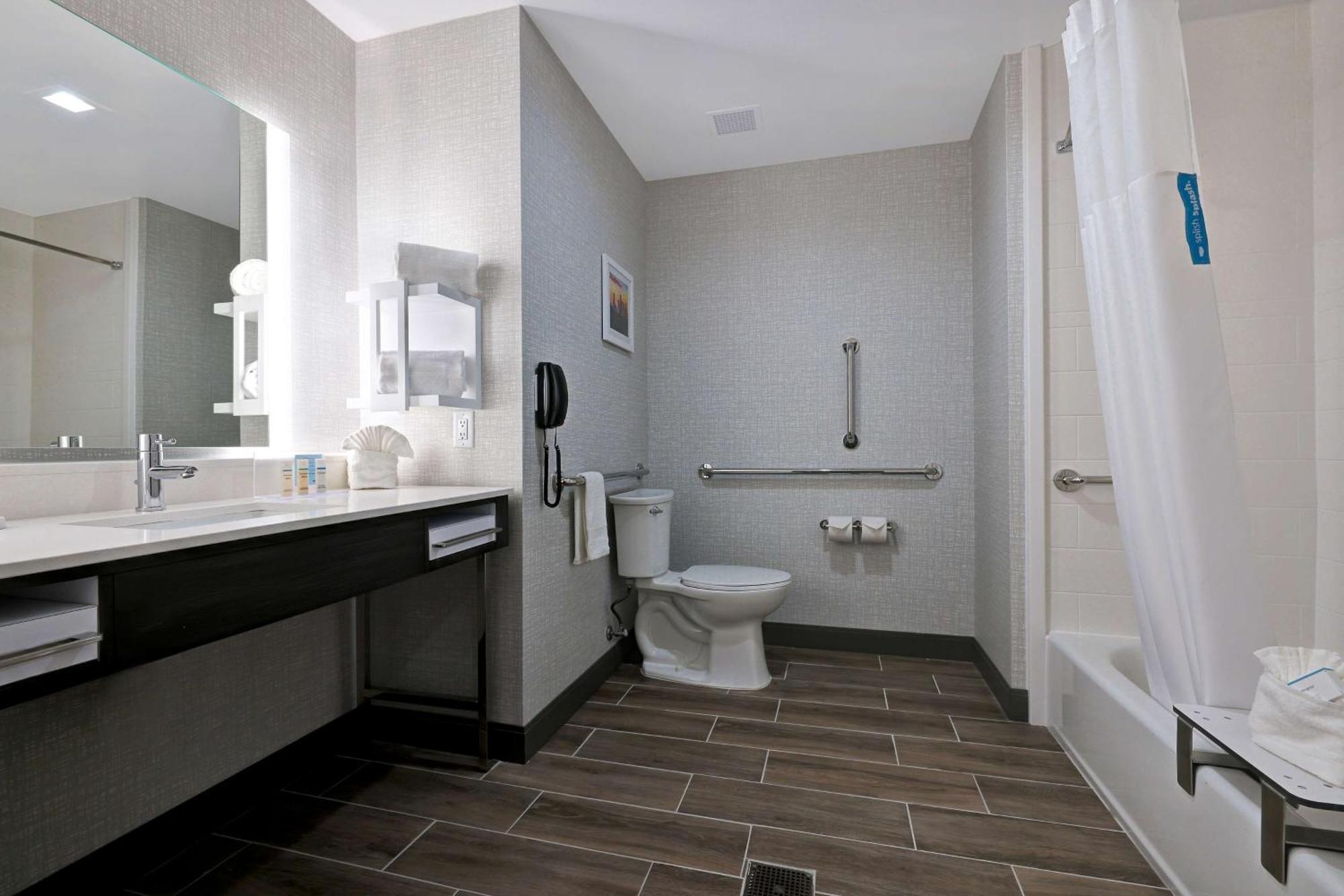 Hampton Inn & Suites Houston East Beltway 8, Tx Cloverleaf Εξωτερικό φωτογραφία