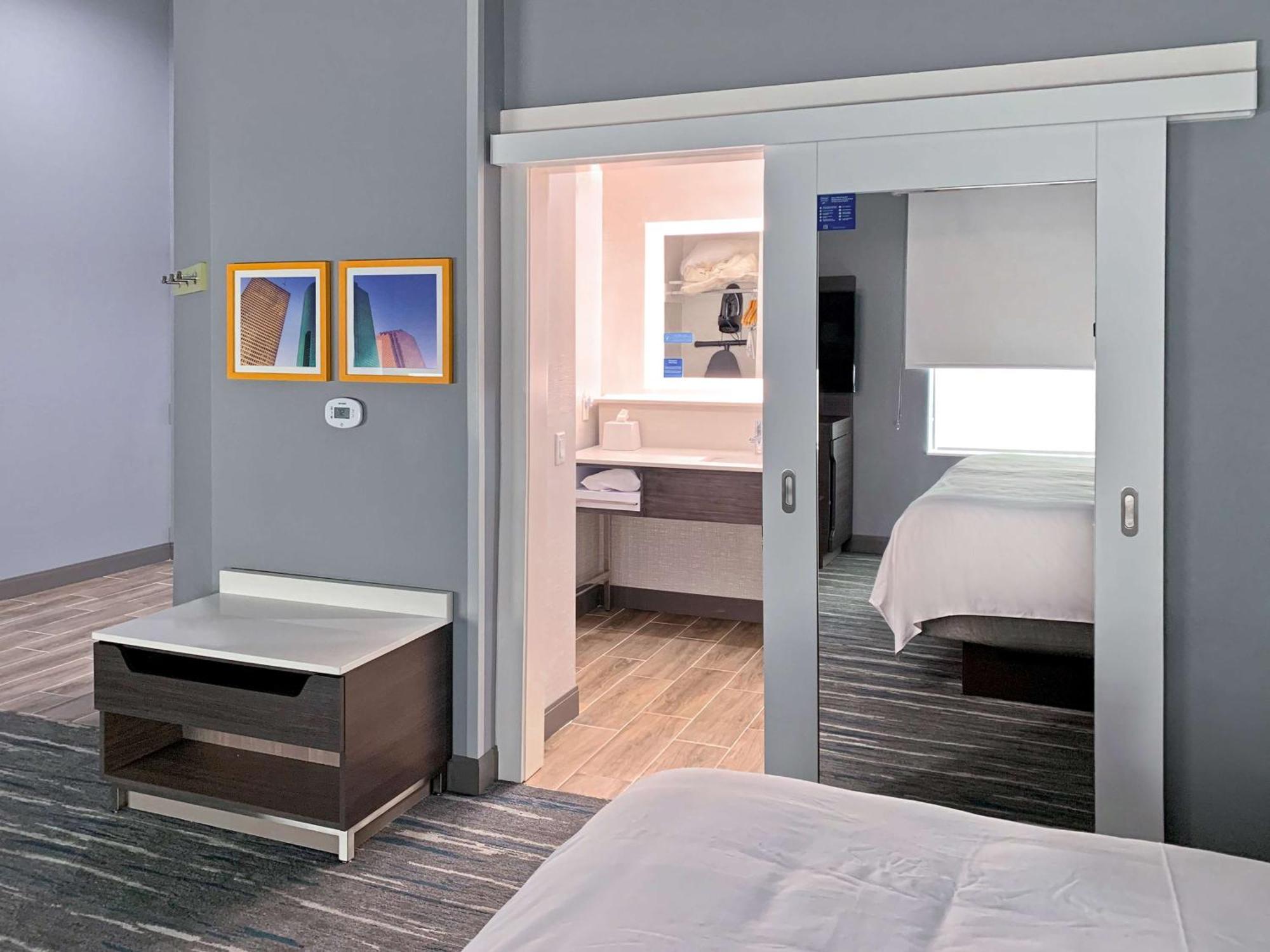 Hampton Inn & Suites Houston East Beltway 8, Tx Cloverleaf Εξωτερικό φωτογραφία